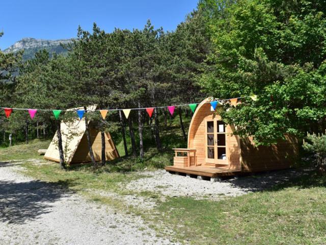 Camping La Chabannerie Hotel Saint-Martin-de-Clelles Exterior photo