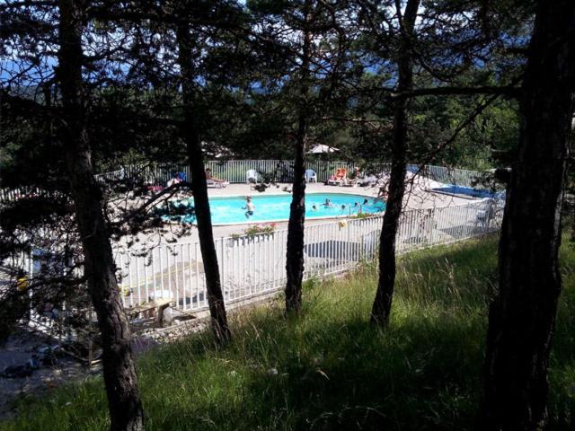 Camping La Chabannerie Hotel Saint-Martin-de-Clelles Exterior photo