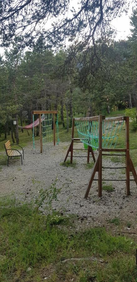 Camping La Chabannerie Hotel Saint-Martin-de-Clelles Exterior photo